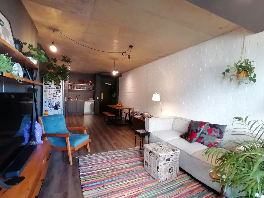 2 Bedroom Property for Sale in Woodstock Western Cape